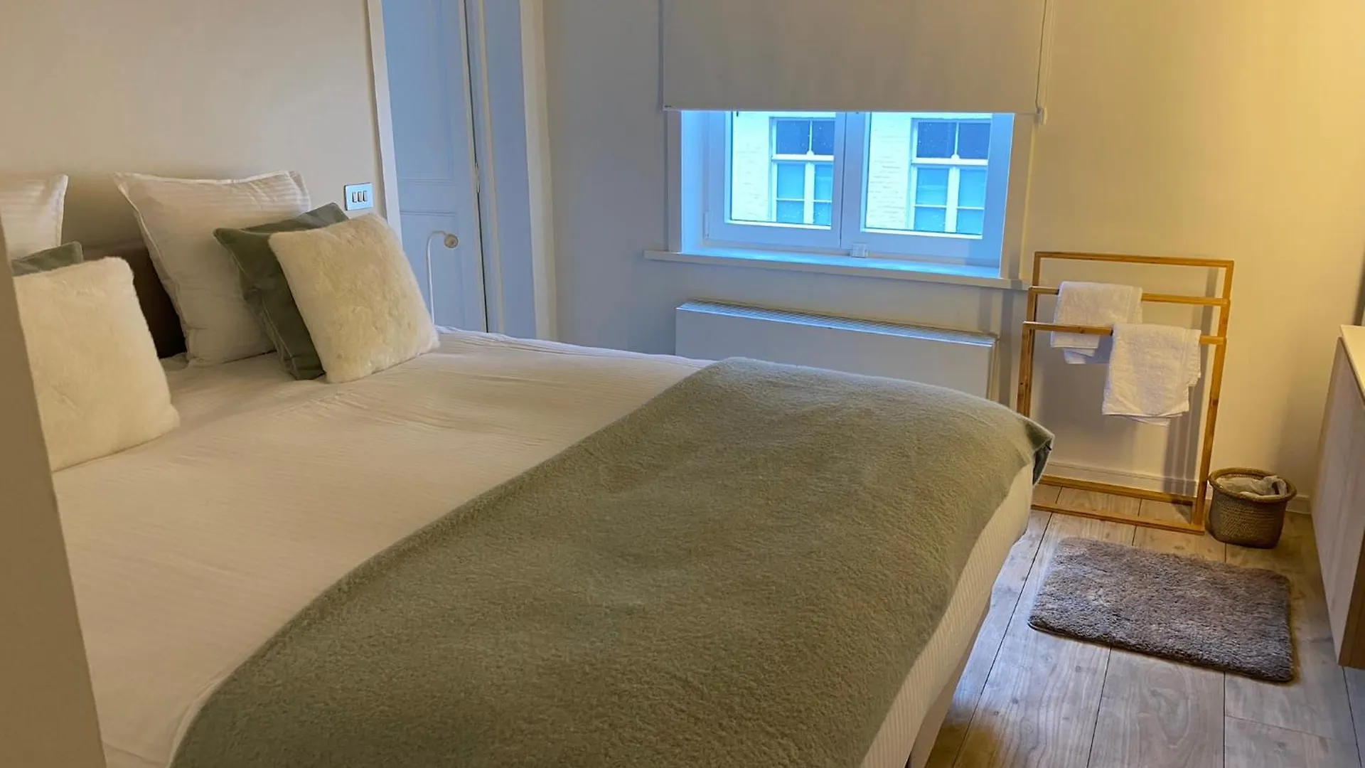 Residence9Bruges Guest house